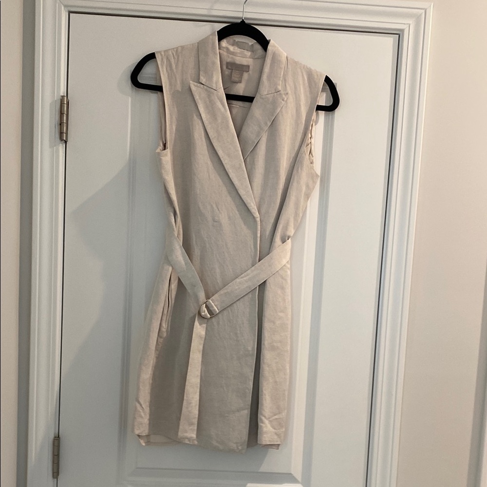 H&M Sleeveless Cream Dress